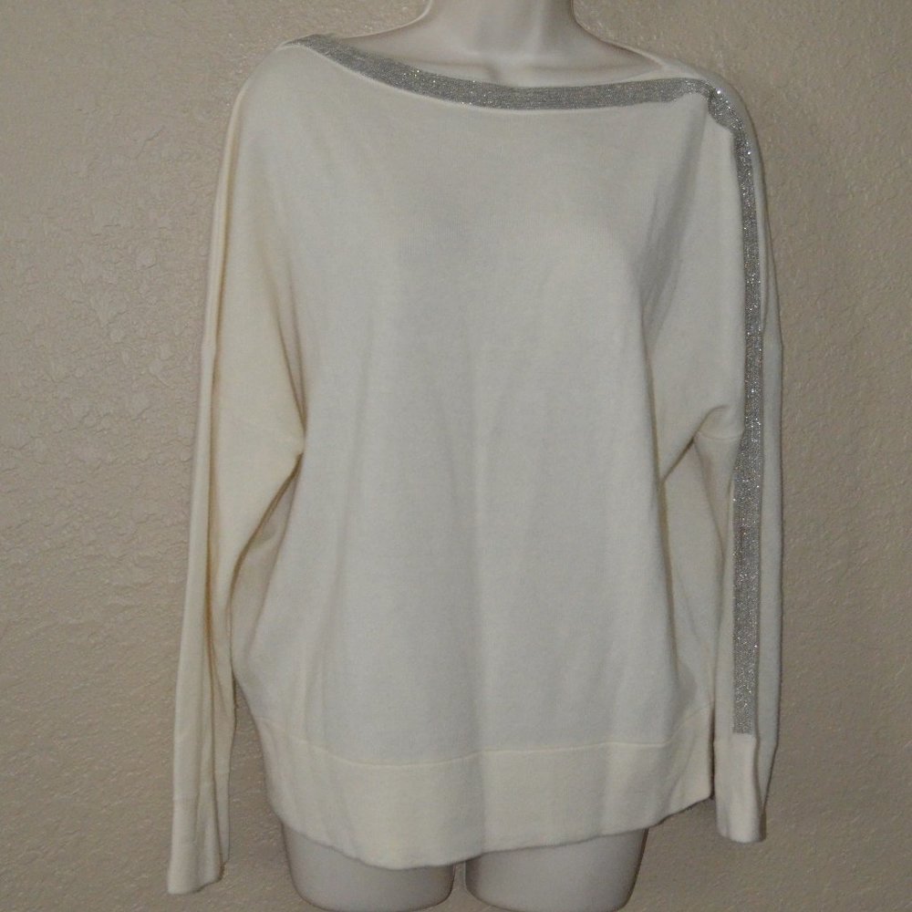 Sz XS-M  Hotel Particulier Ivory Cashmere/Wool Metal Detail Boat Neck Sweater